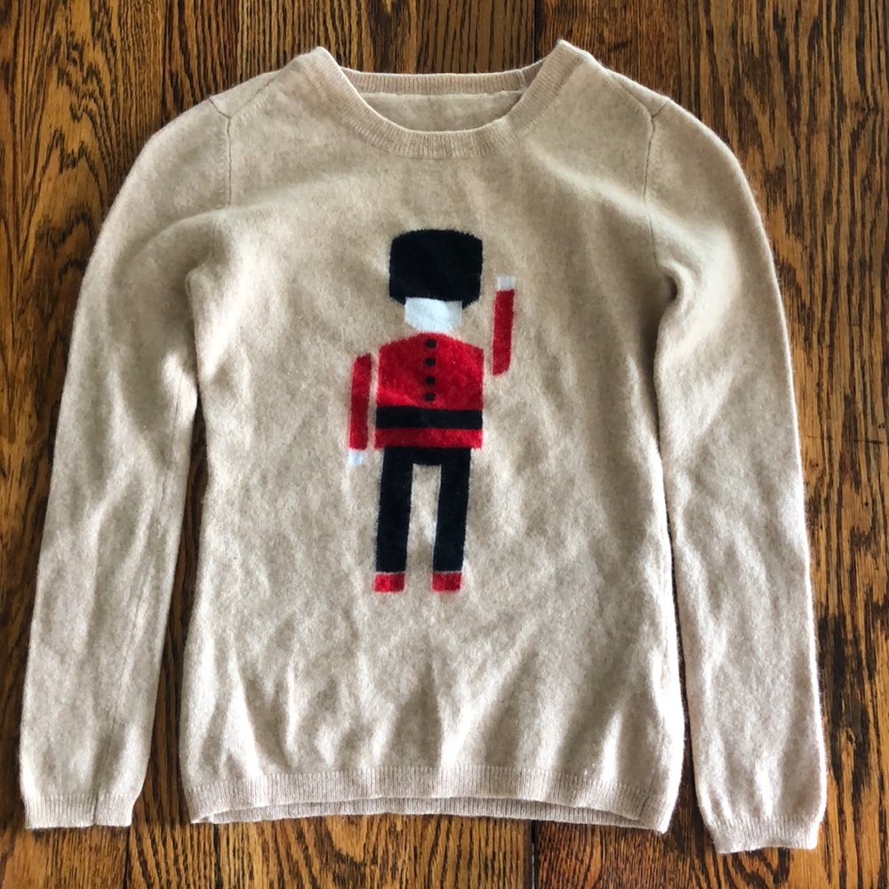 Burberry woman’s Christmas sweater